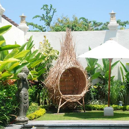 Sarayu Villa Seminyak Esterno foto